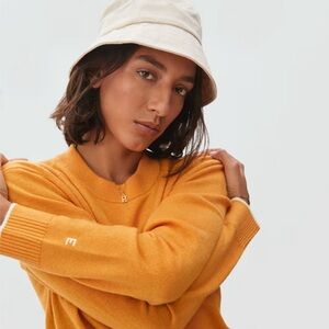 EVERLANE cashmere crewneck sweater burnt orange -S-NWT!